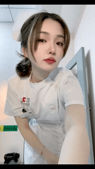 人妻少妇粉嫩av一区二区三区的相关介绍