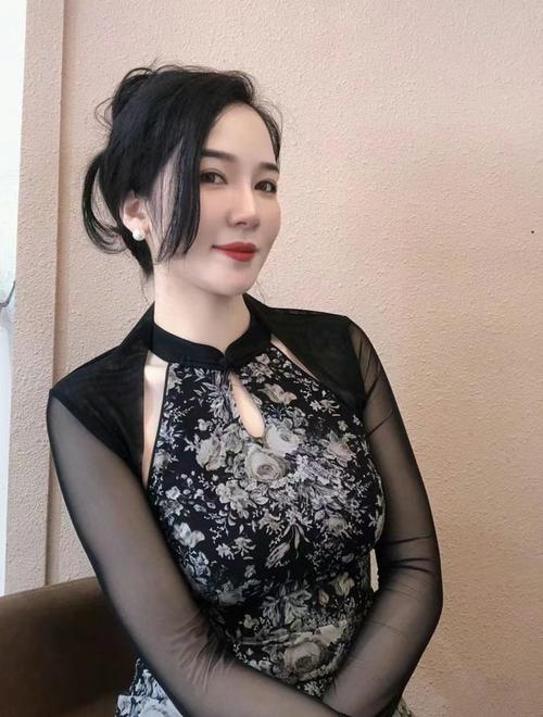 中国熟妇乱交的相关介绍